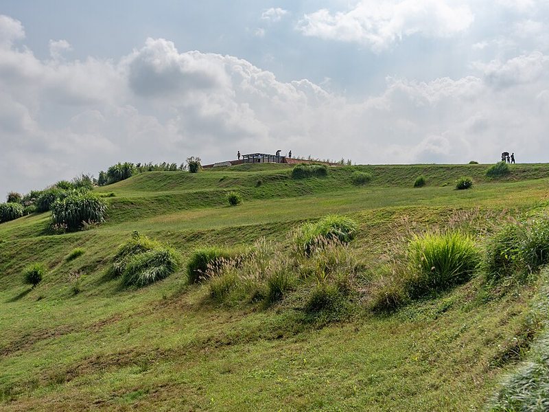 岫岩药山